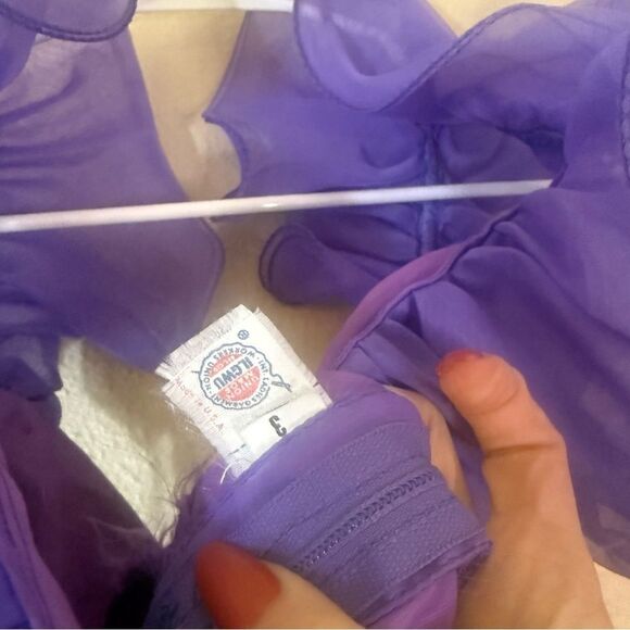 Vintage ilgwu Elegant Purple Ruffled Gown 3 - Picture 4 of 7